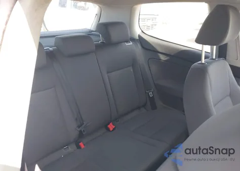 2007 Volkswagen Rabbit 2-Door из США, поврежденный, VIN WVWBR71K37W179973